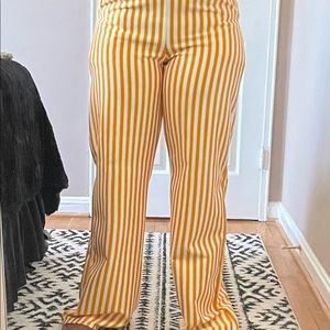 Prettylittlething Yellow Striped Wide Leg Pants size 10.
